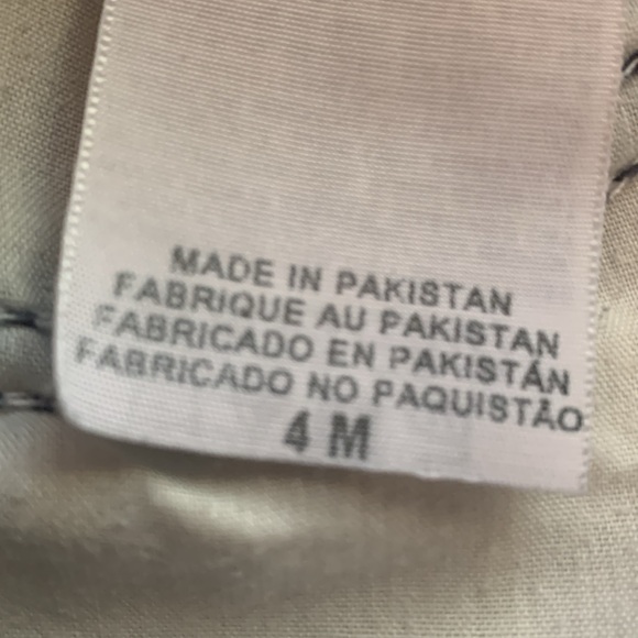 Levi’s 515 Boot Cut jeans. Size 4M. Waist approx 29 “. Inseam approx 29” - Picture 4 of 12